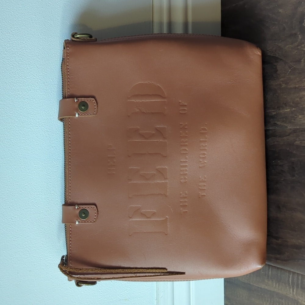 FEED Project 75 Brown Leather Tote With Zipper And Removable Strap - Picture 2 of 5